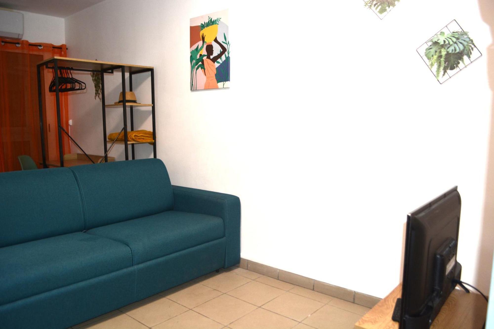 Comme Chez Soi - Studio Tout Equipe - By Sister Home Сен Дьони Екстериор снимка